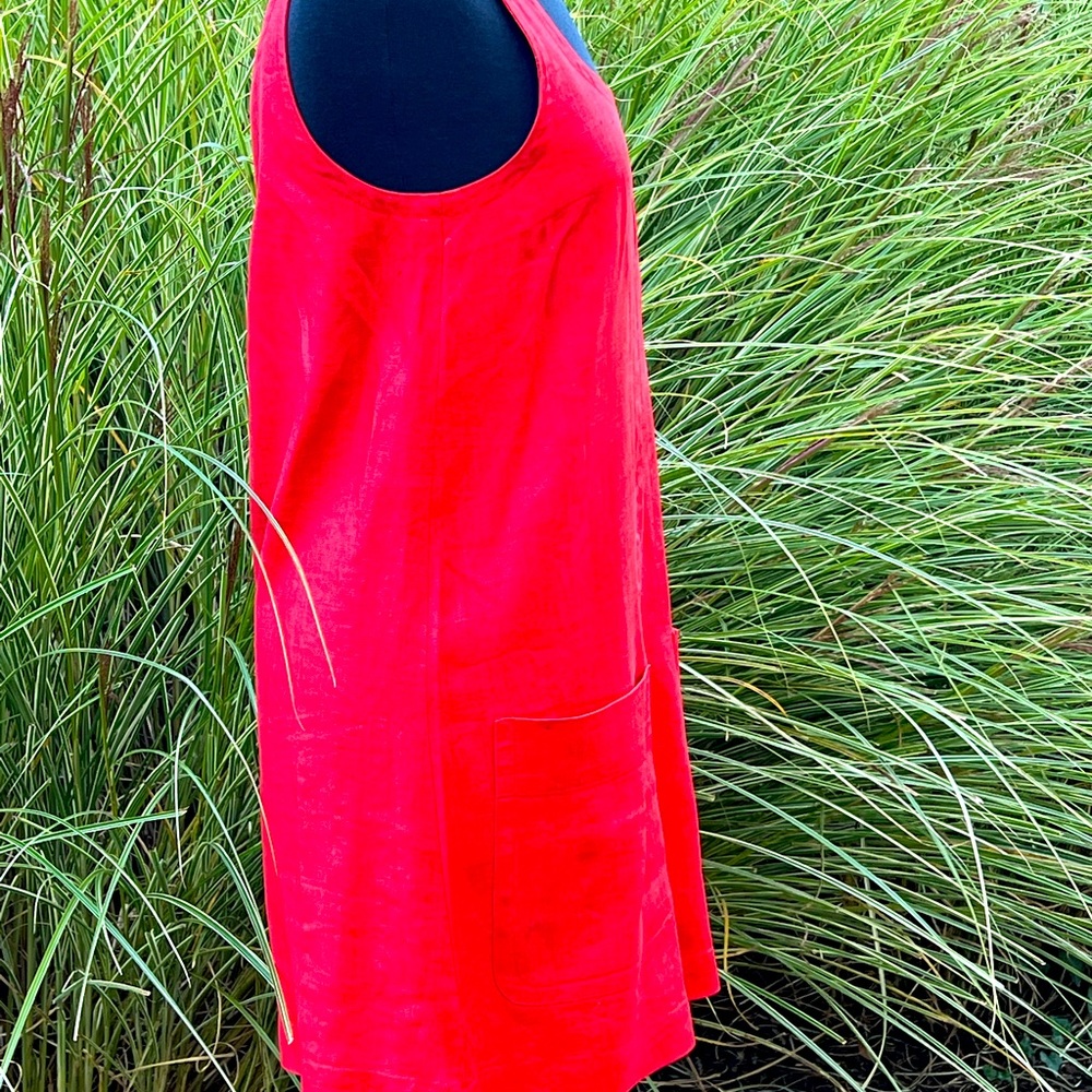 Ellen Trace company slip on dress. Dry cleaned.